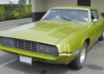 1968 Ford Thunderbird