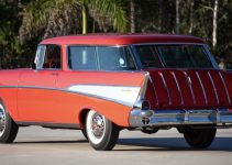 1957 Chevrolet Nomad in Red
