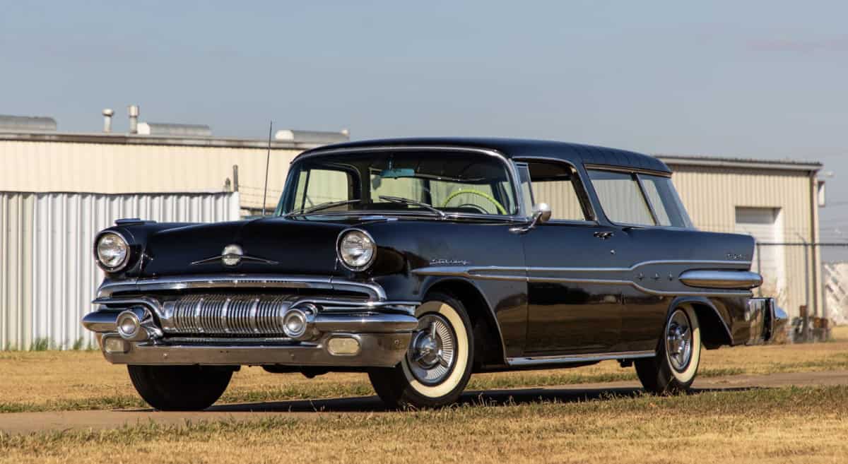 1957-Pontiac-Star-Chief-Safari-Wagon-1