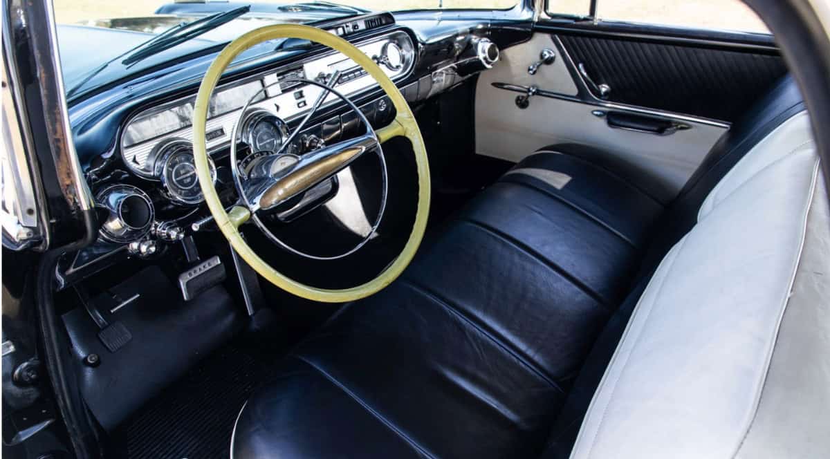 1957-Pontiac-Star-Chief-Safari-Wagon-5