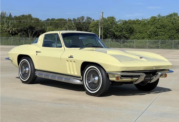 1965-Chevrolet-Corvette-396-425-1