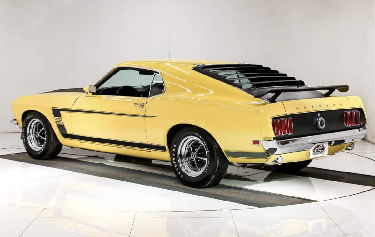 1969-Ford-Mustang-Boss-302-3