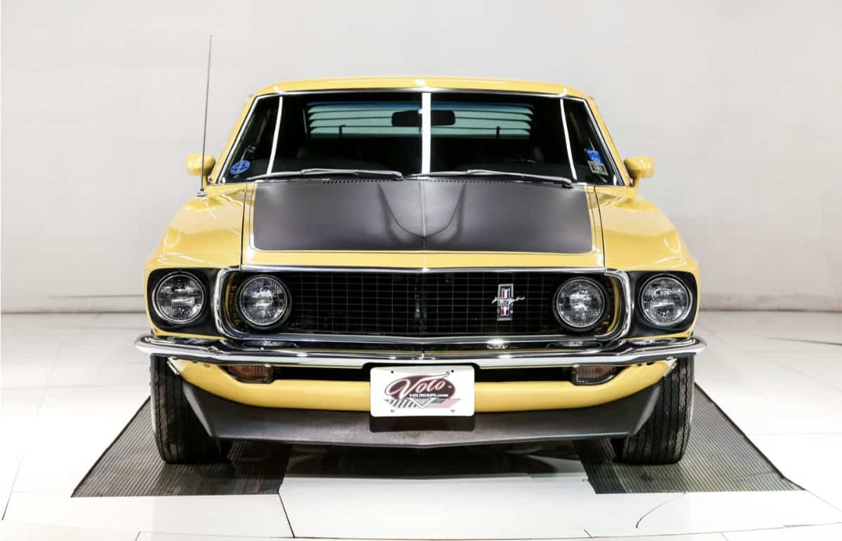 1969-Ford-Mustang-Boss-302-4