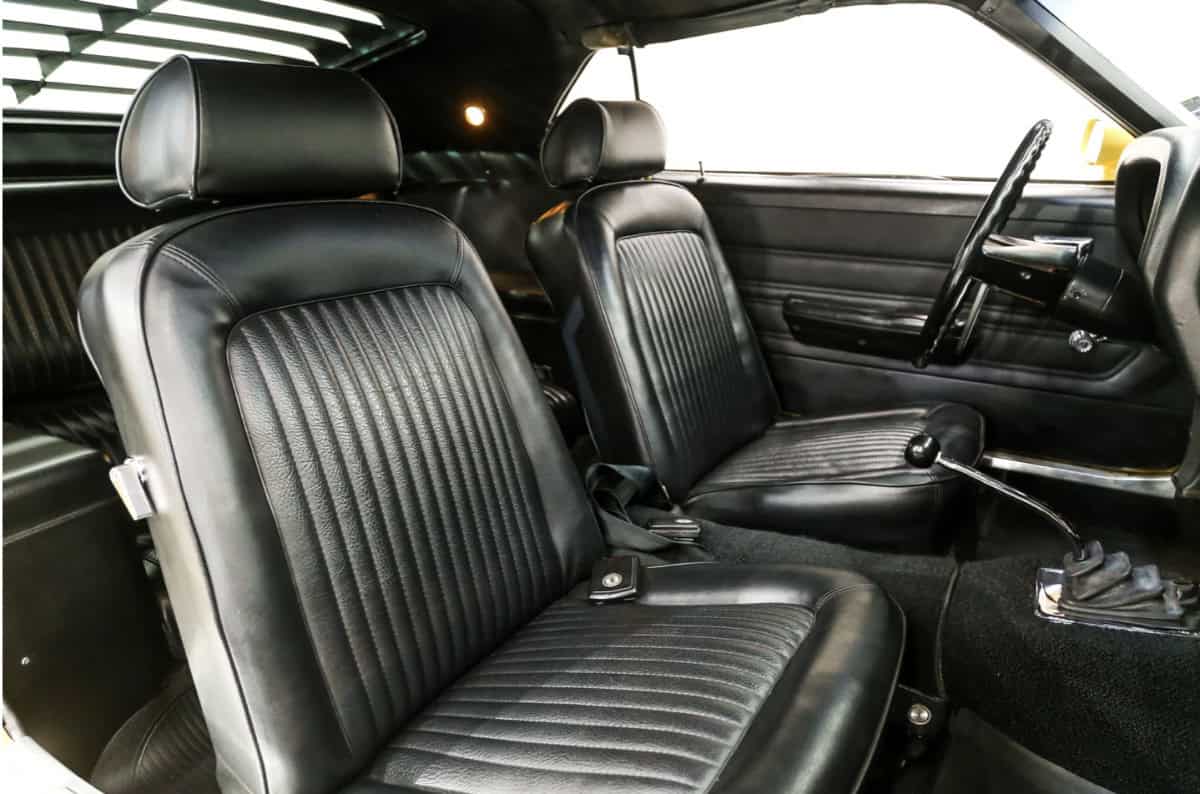 1969-Ford-Mustang-Boss-302-7