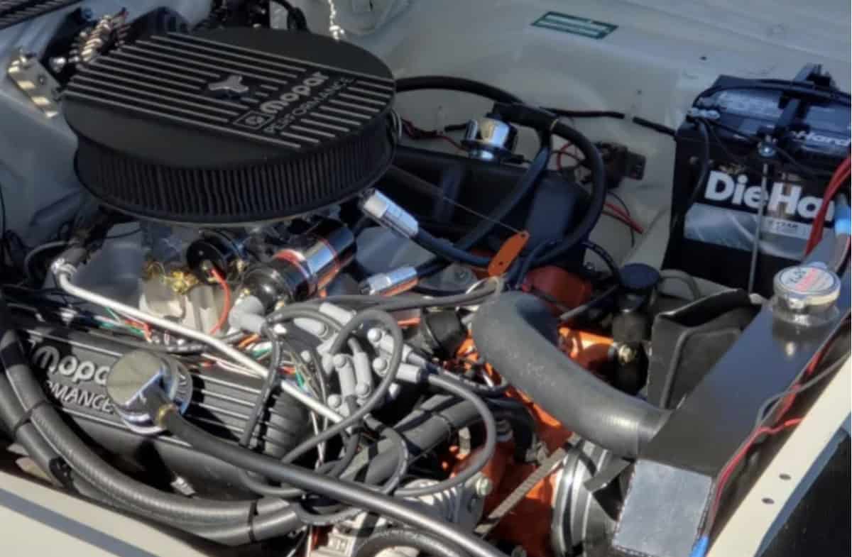 1970-Dodge-Challenger-440hp-7