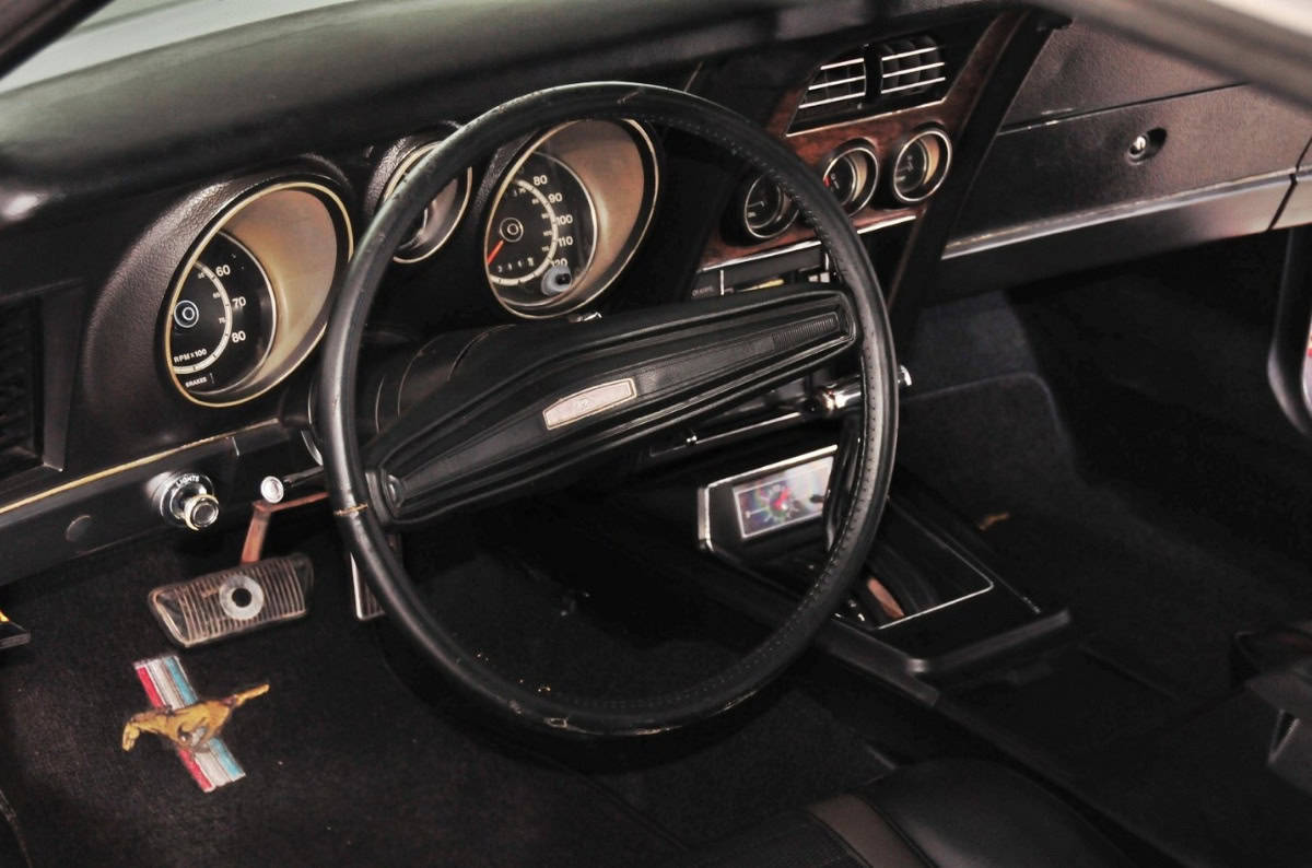 1973-Ford-Mustang-Mach1-3