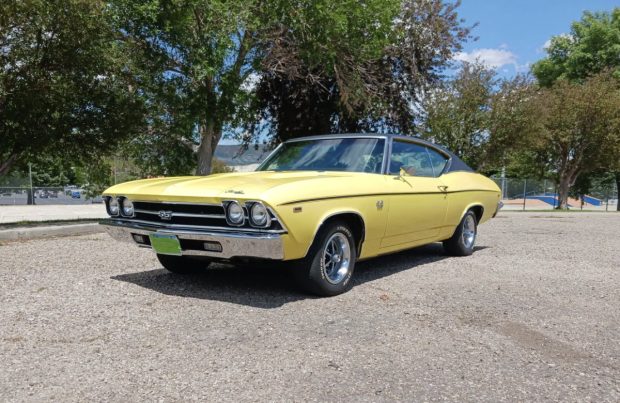 1969-Chevy-Chevelle-SS-Yellow-1