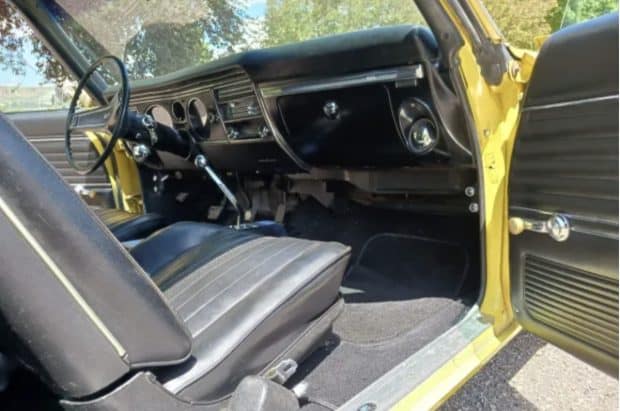 1969-Chevy-Chevelle-SS-Yellow-4