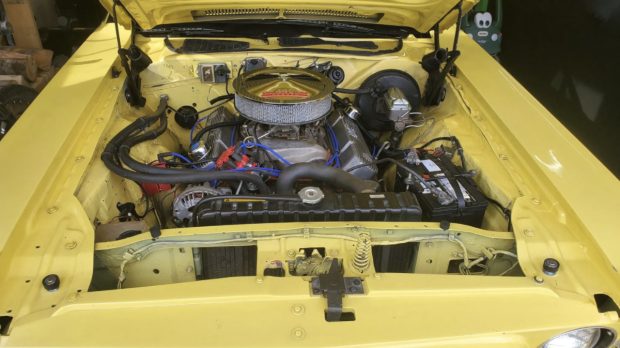 1973-Dodge-Challenger-Yellow-5